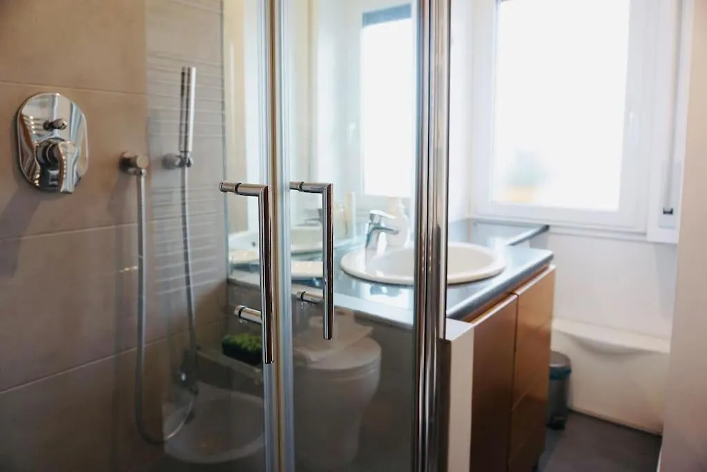 Apartment Appartamento Vista San Pietro Rome Italy